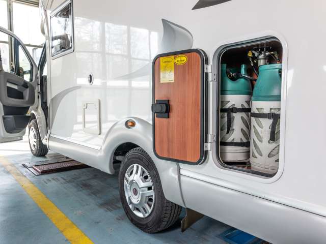Machen Sie Ihr Wohnmobil einsatzbereit. Machen Sie Ihr Wohnmobil einsatzbereit.